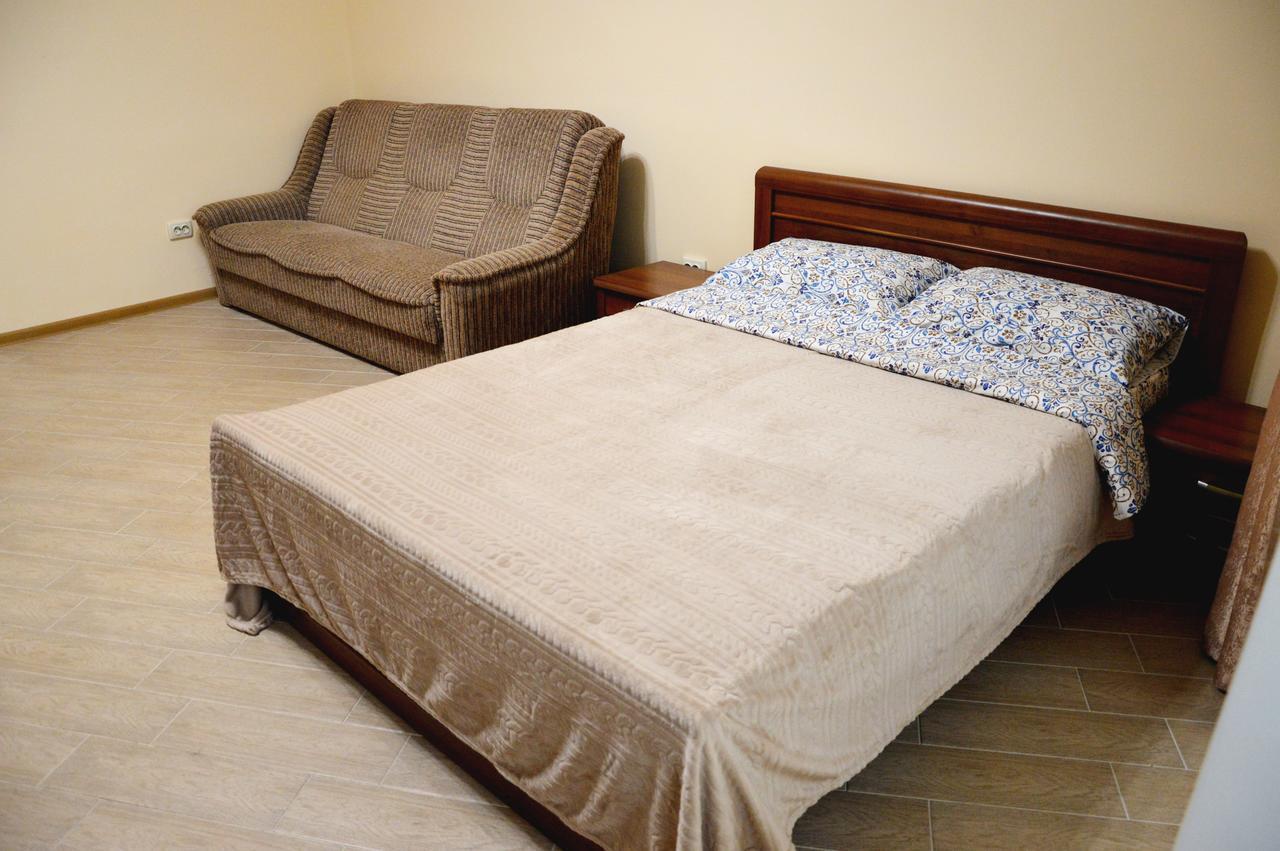 На Вулиці Льва Apartman Lviv Kültér fotó